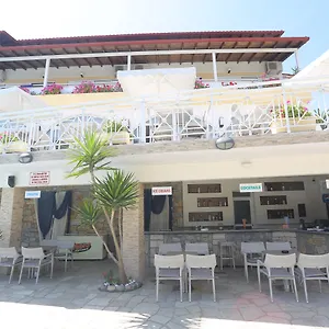 Aparthotel Tropical, Hanioti