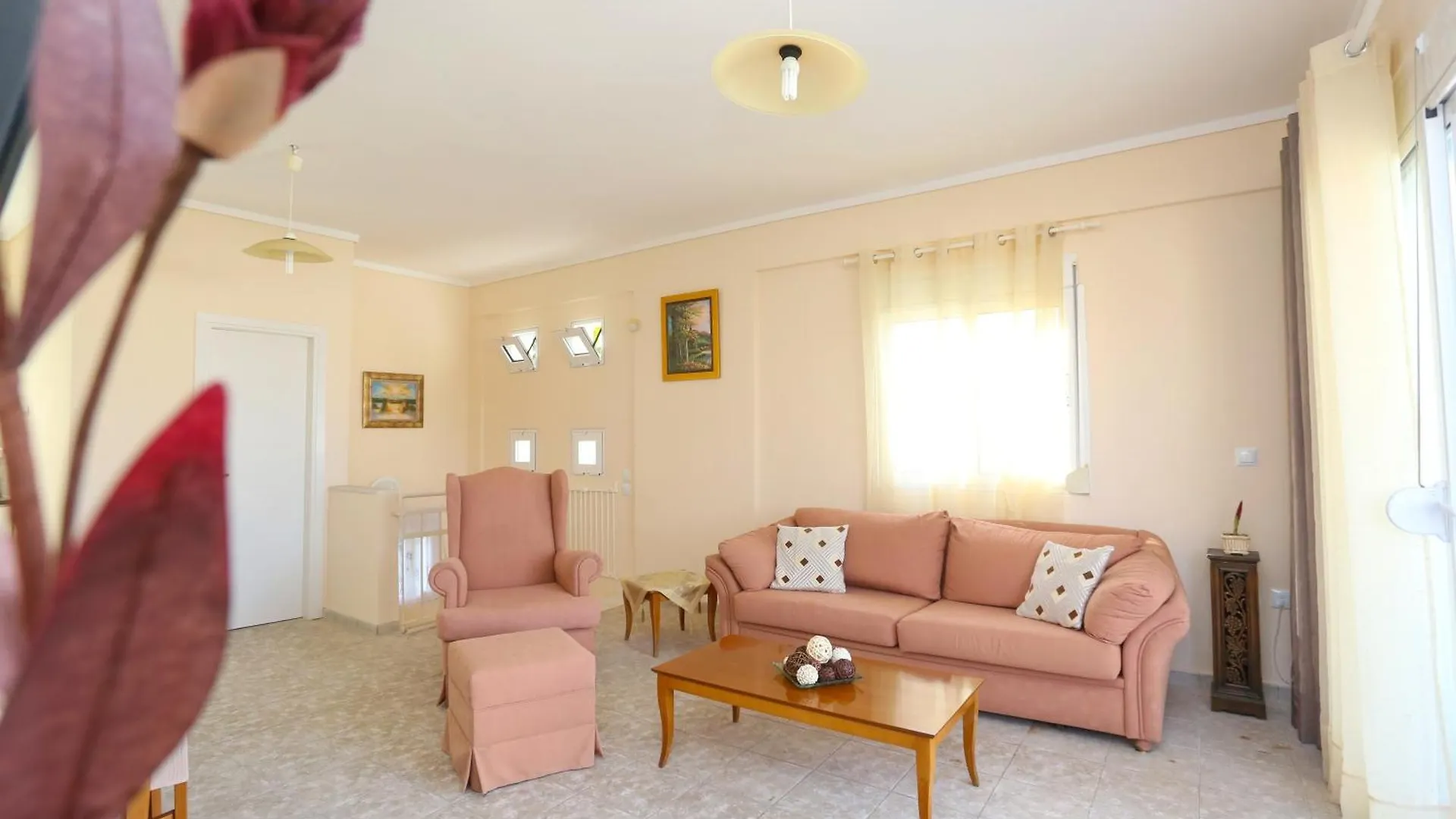 Arancia Seaside Maisonette, Nilie Hospitality Mgmt 하니오티