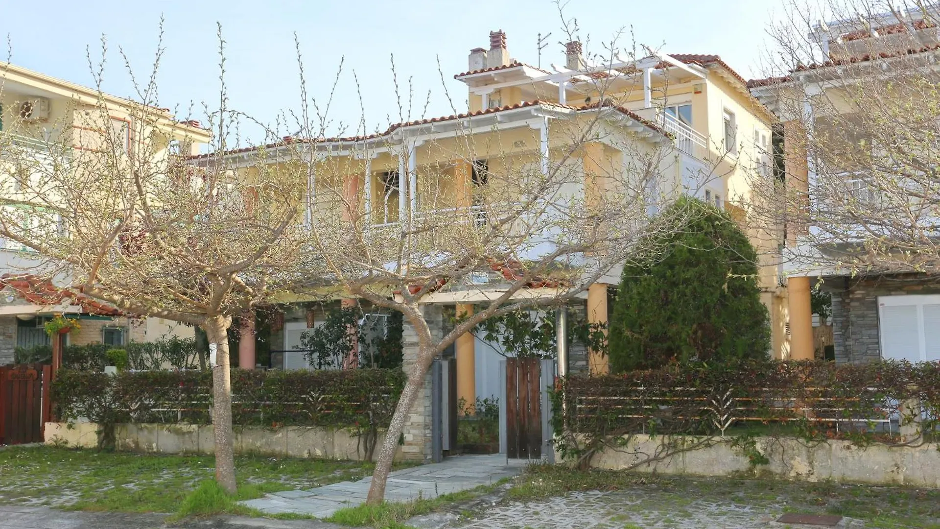 Arancia Seaside Maisonette, Nilie Hospitality Mgmt 하니오티 아파트